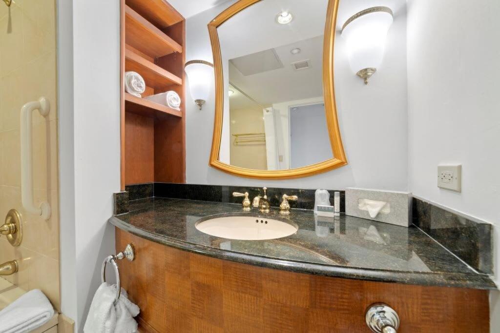 Cozysuites Two Modern On The Boardwalk Apartment
